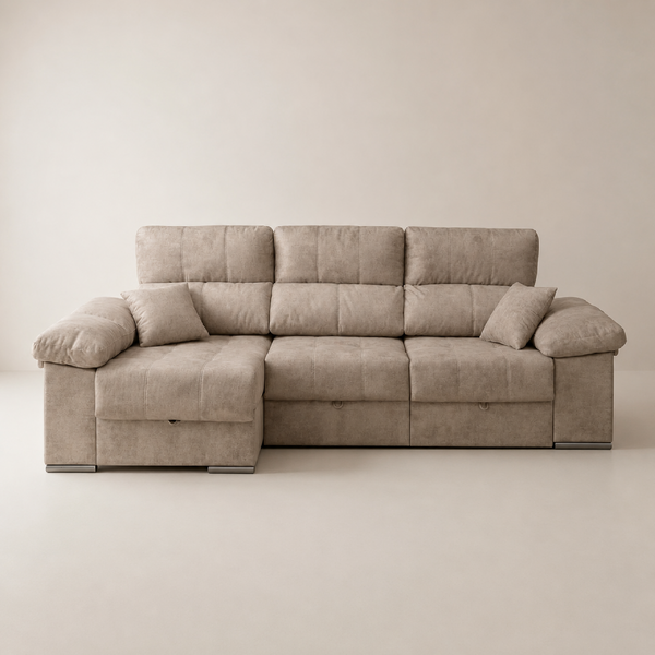 Vista frontal del Sofá ROMA beige con asientos amplios, arcón integrado y apertura diaria.
