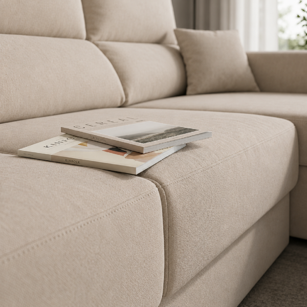 sofá chaiselongue ROMEO beige oscuro detalle tapizado tejido revistas salón decoración moderna